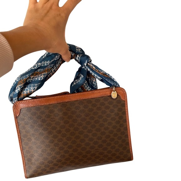 CELINE Macadam Clutch - Picture 4 of 12